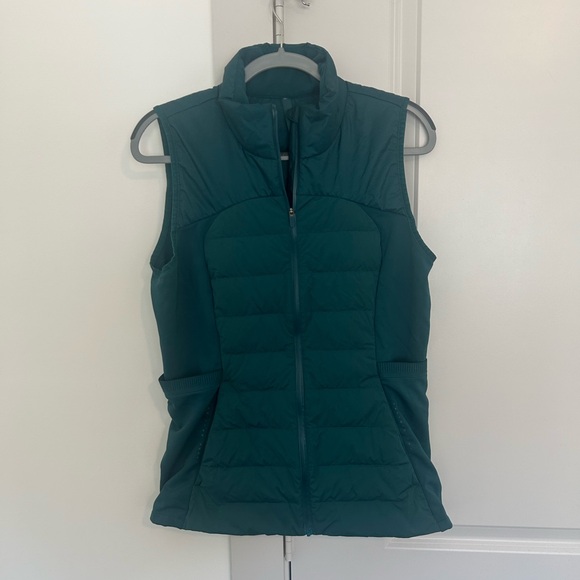 Lululemon Vest - Picture 1 of 4